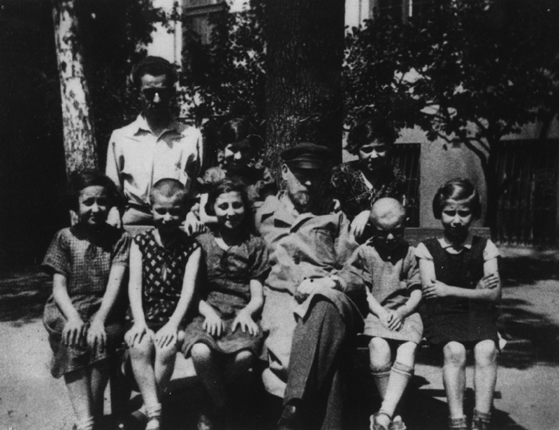Korczak with children