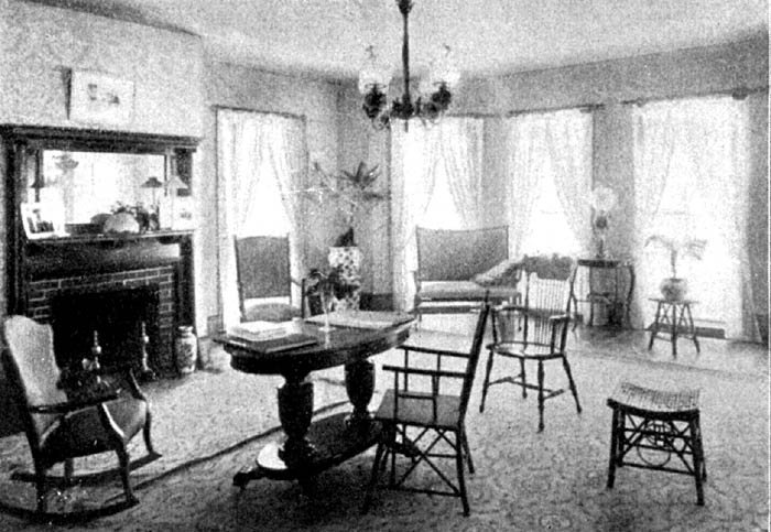 The Ridgewood Parlor, Daytona, Florida