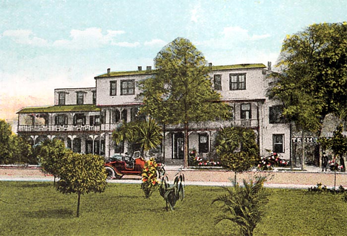 Tremont Hotel
