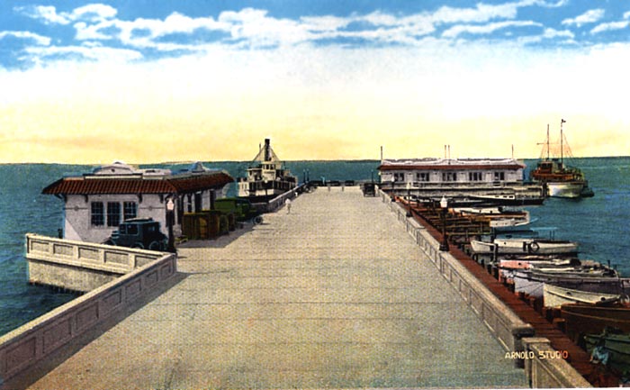 Municipal Pier, Sarasota, Florida