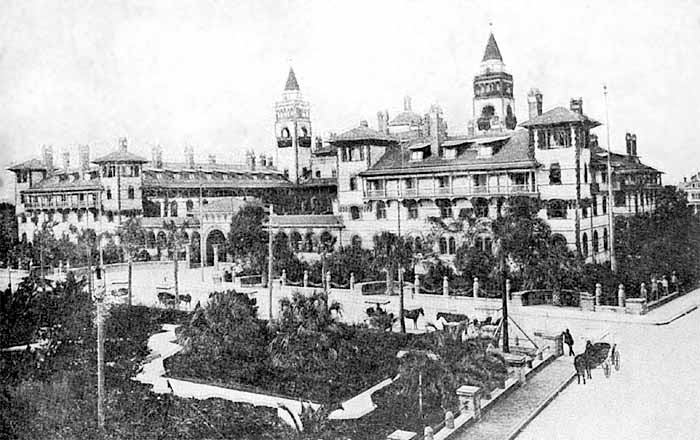 Ponce de León Hotel 
