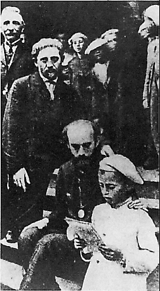 Korczak at the summer camp Michal&oacute;wka